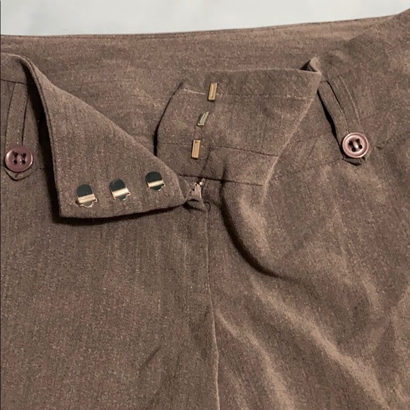 💜 4/$30 - capri dress pants - Picture 2 of 3